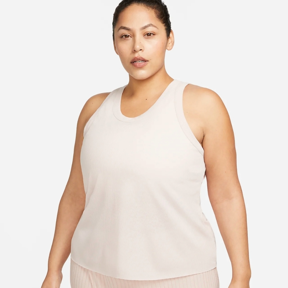 Nike Yoga LuxeWomen's Tank